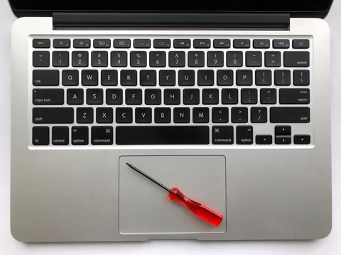 Замена тачпада на MacBook в Волгограде